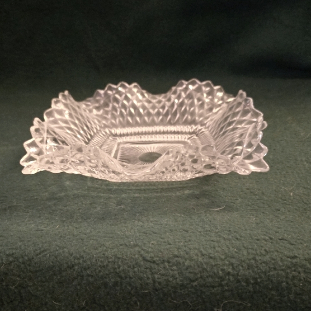 Elegant Clear Glass Serving Dish.